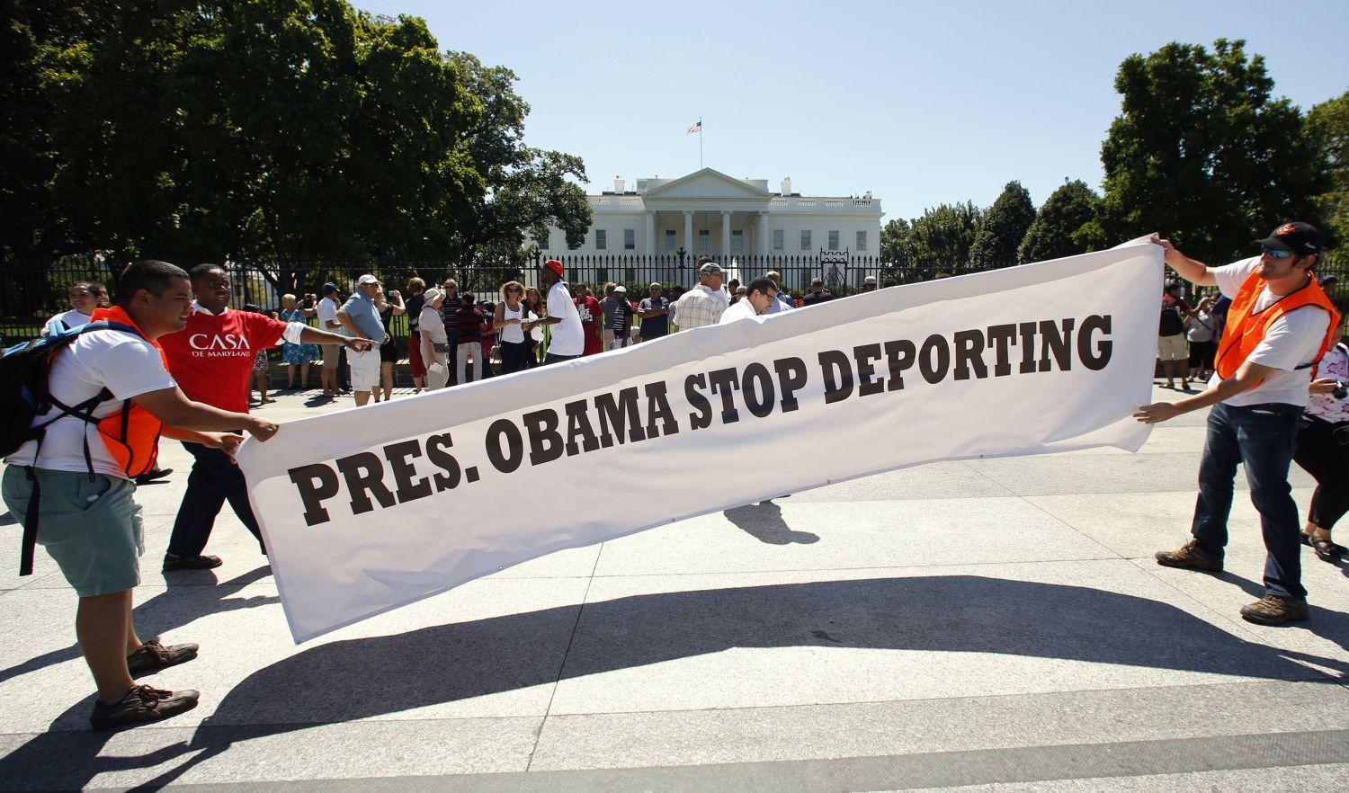 Tüntetés a bevándorlókért augusztus 28-án a Fehér Ház előtt. Fordult a szél