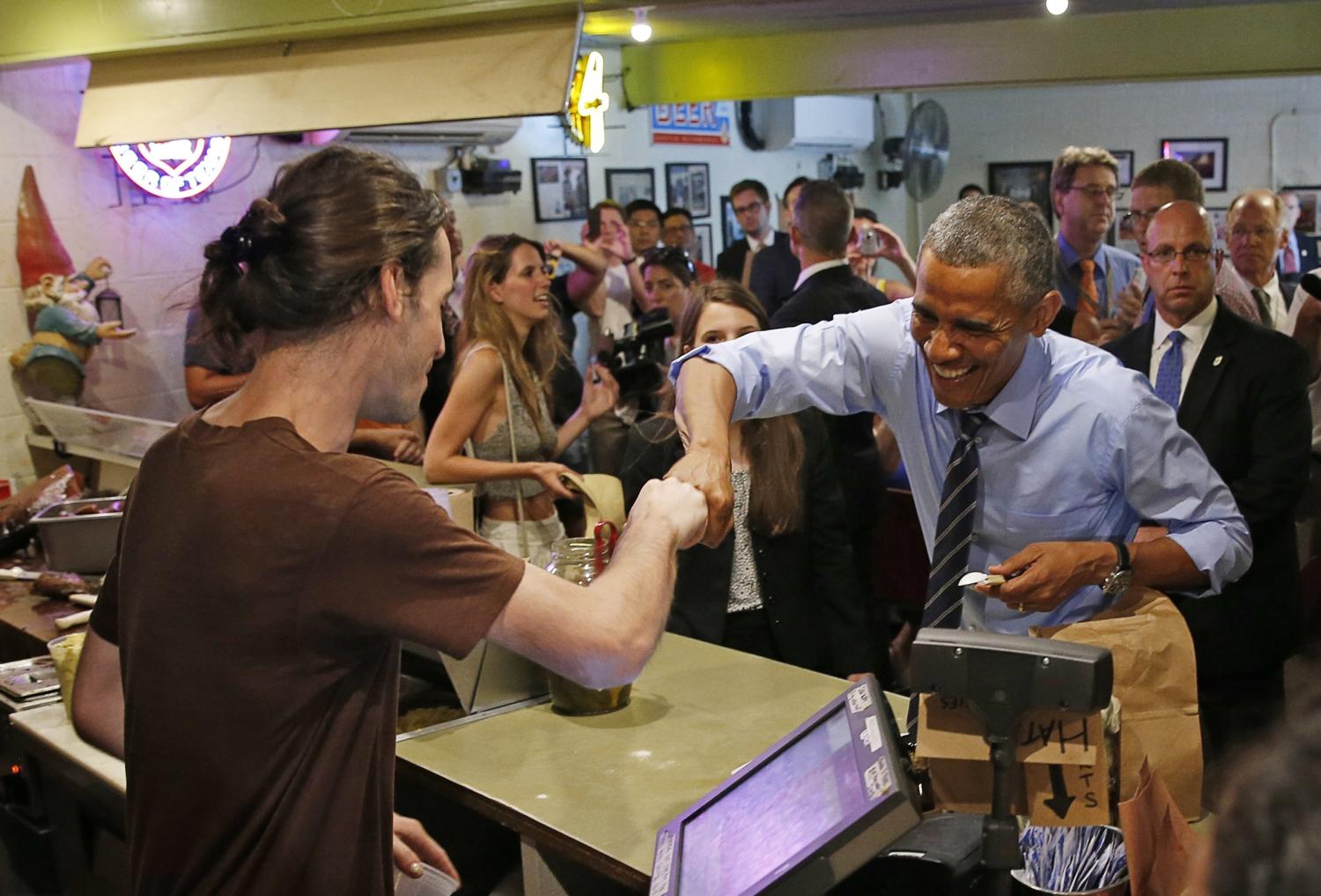 Van minek örülni - Obama egy texasi gyorsétteremben vásárol