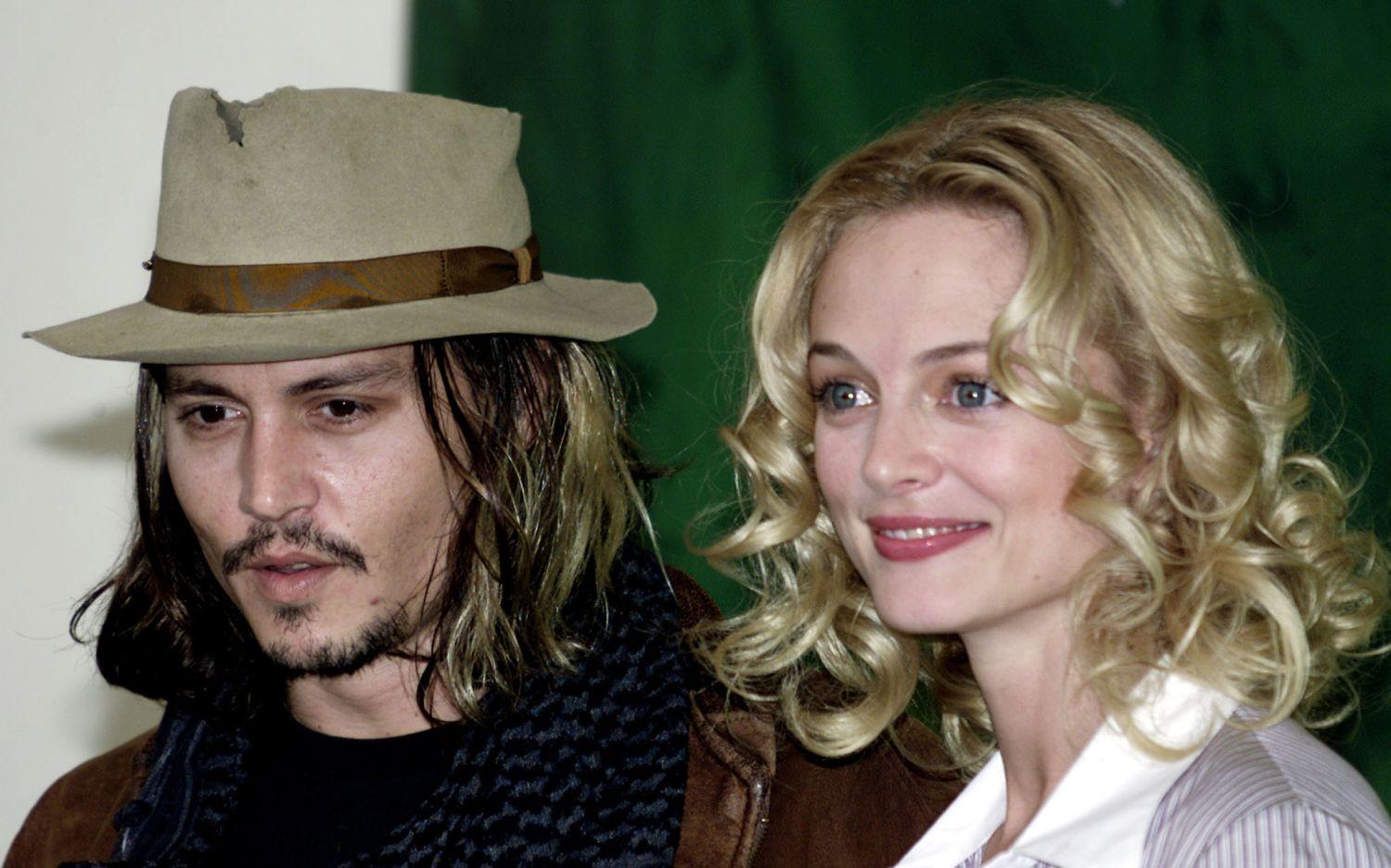 Az ihlet. A pokolból két főszereplője, Johnny Depp és Heather Graham 2001-ben a velencei filmfesztiválon