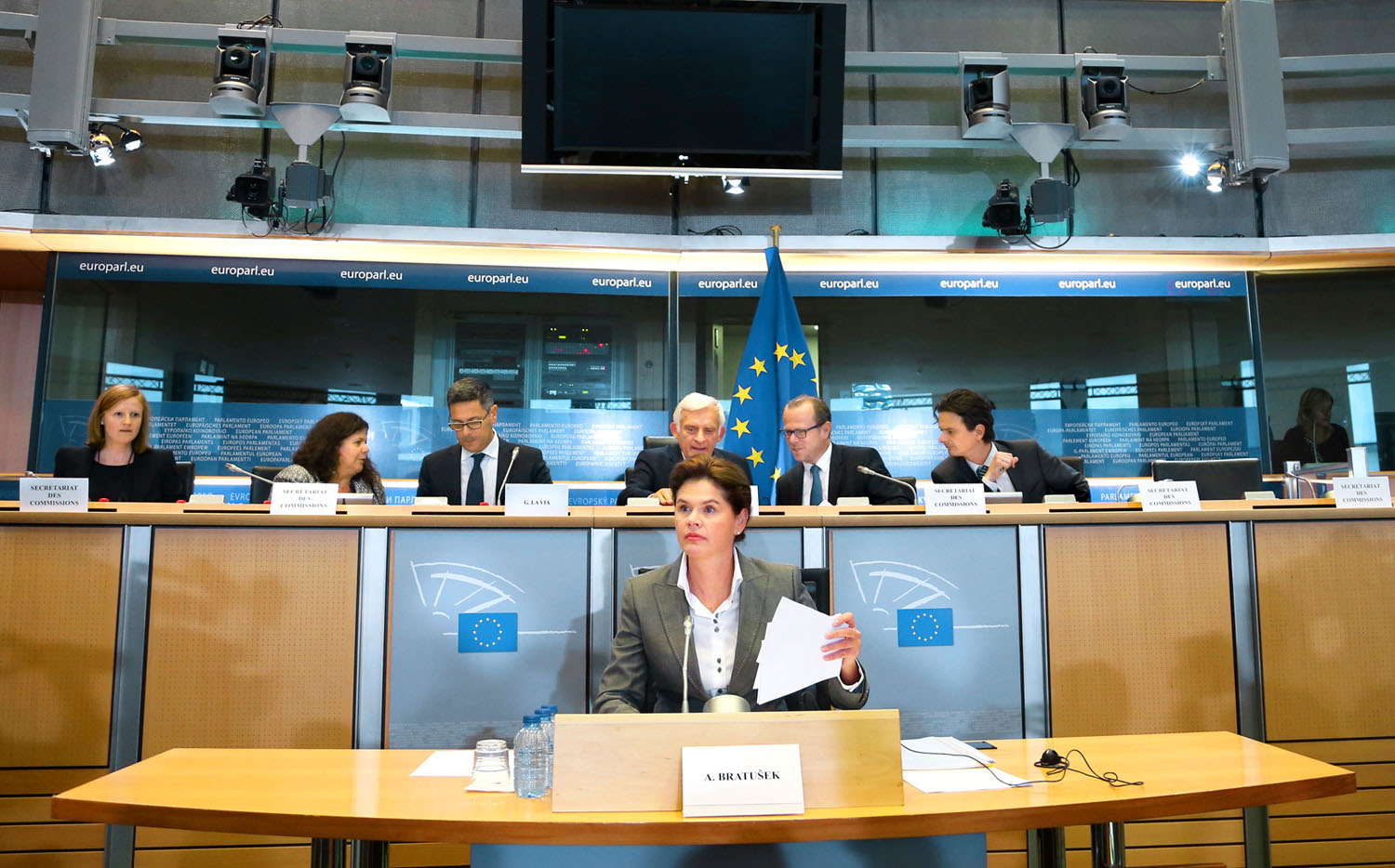 Alenka Bratusek a kudarccal végződött meghallgatáson az Európai Parlament ipari, kutatási és energiaügyi bizottságában