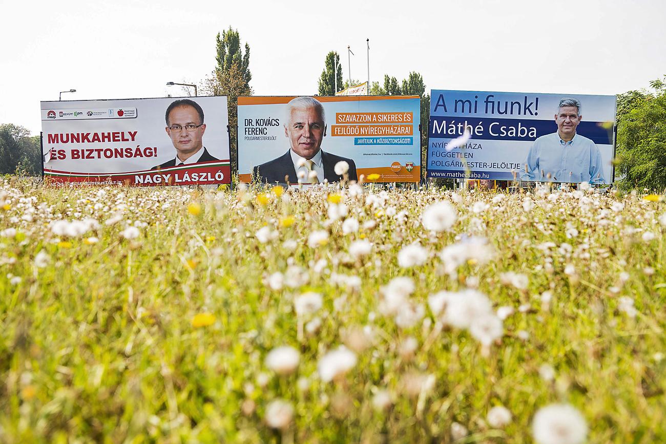Polgármesterjelöltek választási plakátjai Nyíregyházán
