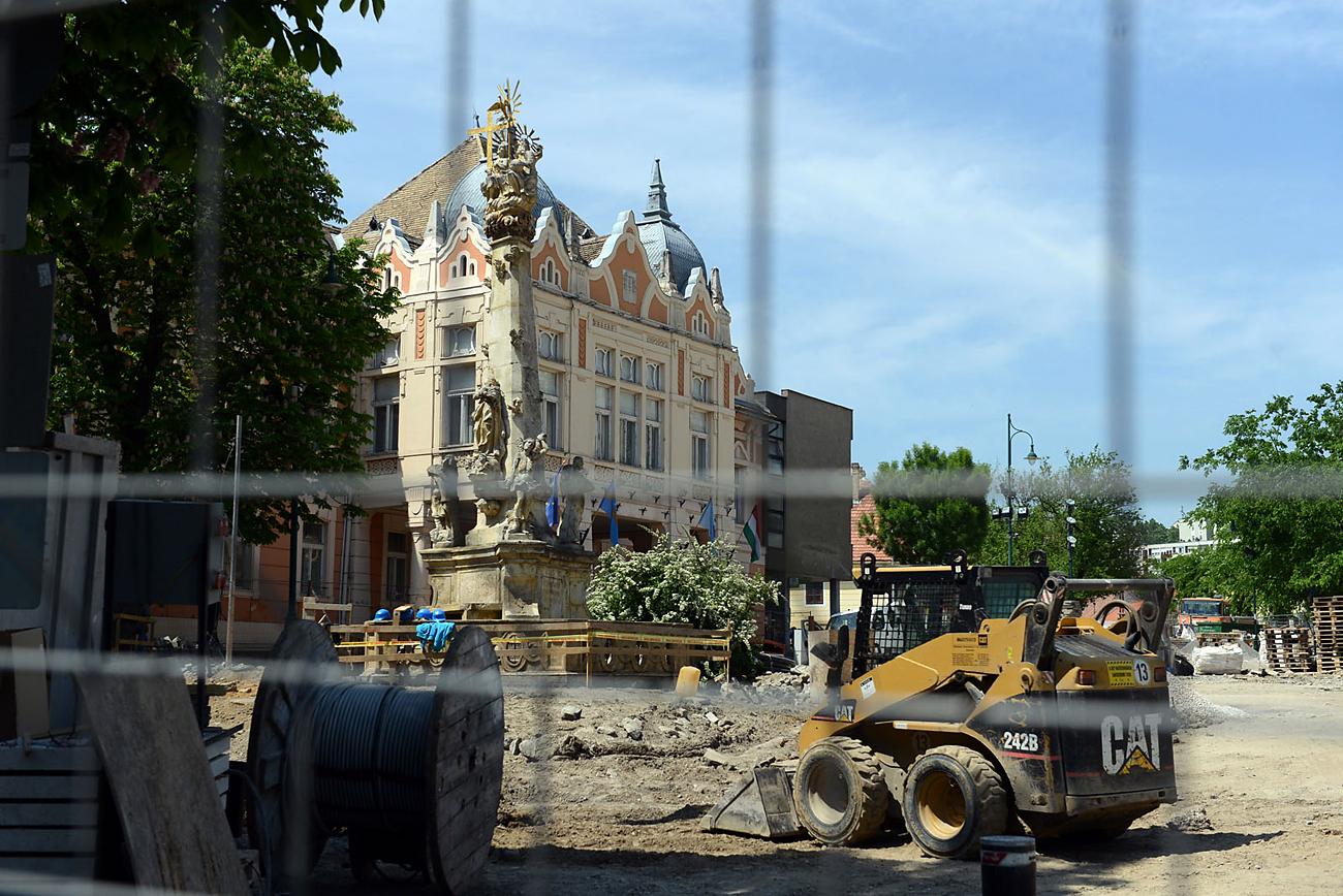 A szekszárdi városháza 2013-ban. Az építésügyi igazgatást is elvették, a polgármester legfeljebb véleményt nyilváníthat