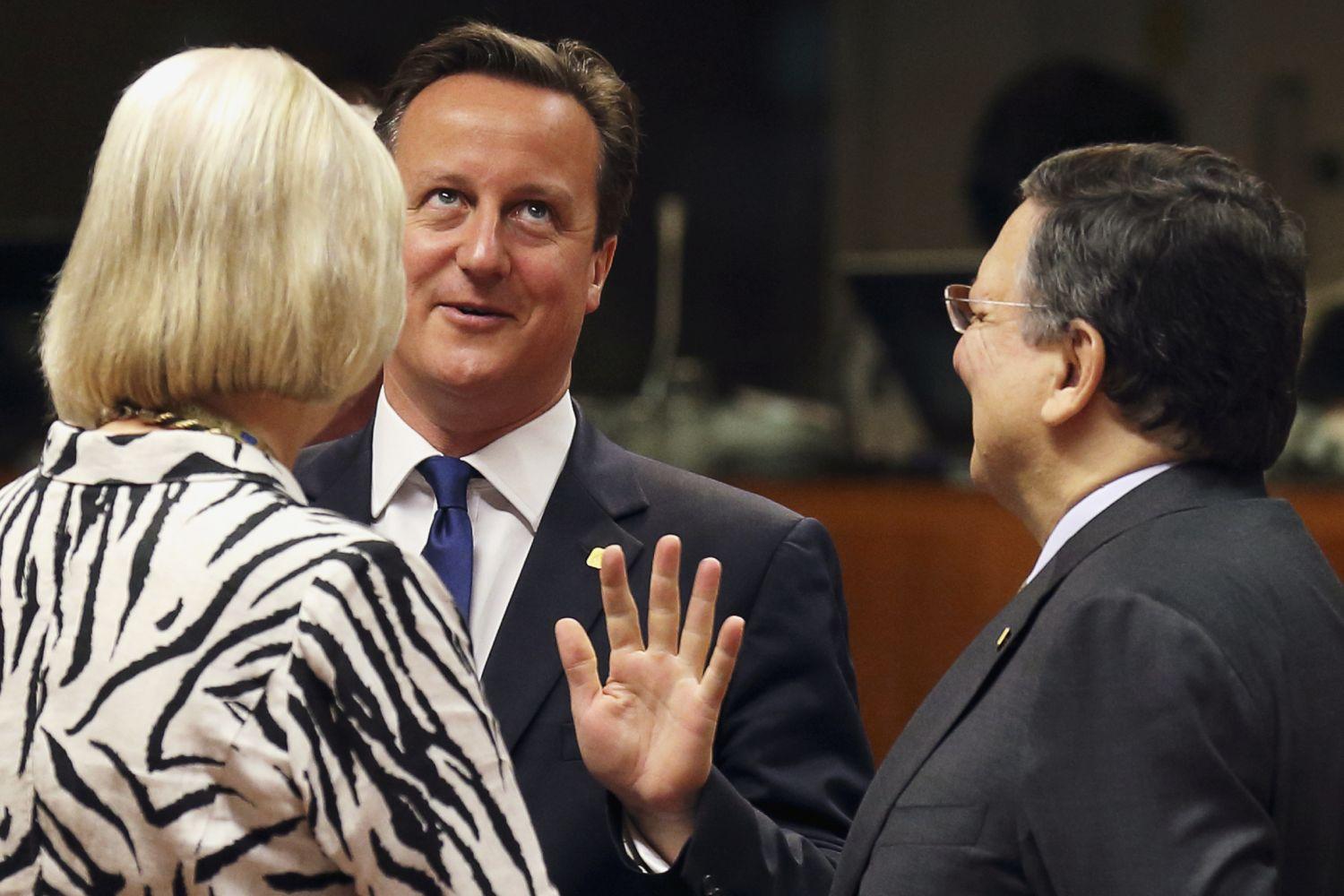 Cameron és Barroso a júniusi EU-csúcson. A brit miniszterelnök alig hozakodott elő az elképzeléseivel, visszakézből máris kapott egyet