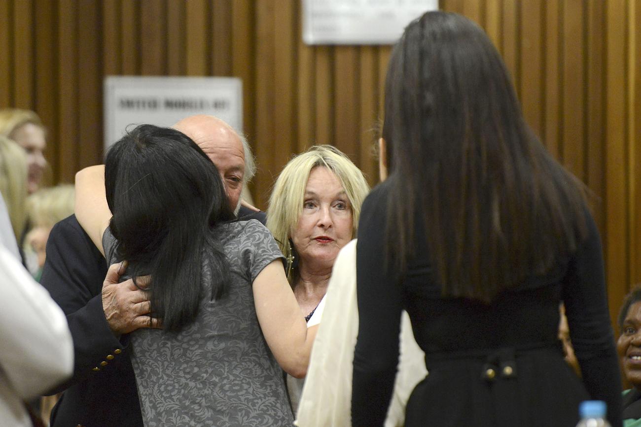 Barry és June Steenkamp, Reeva Steenkamp szülei elégedettek az ítélettel