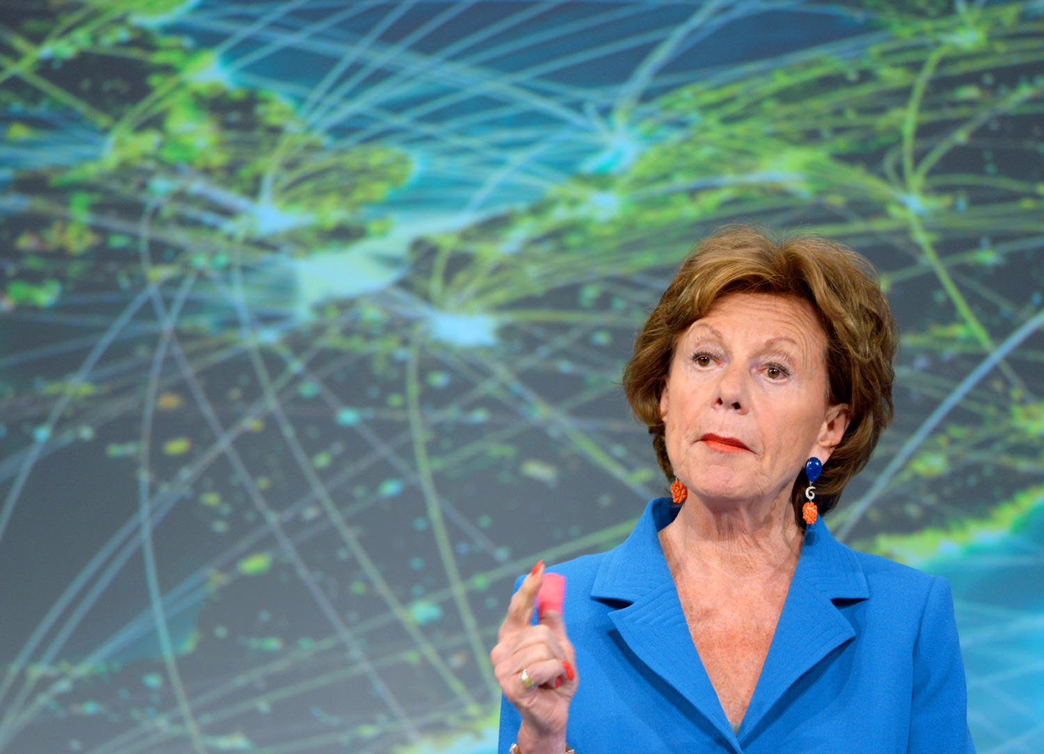 Neelie Kroes: Behálózott Európára van szükség! De ki teremti meg?