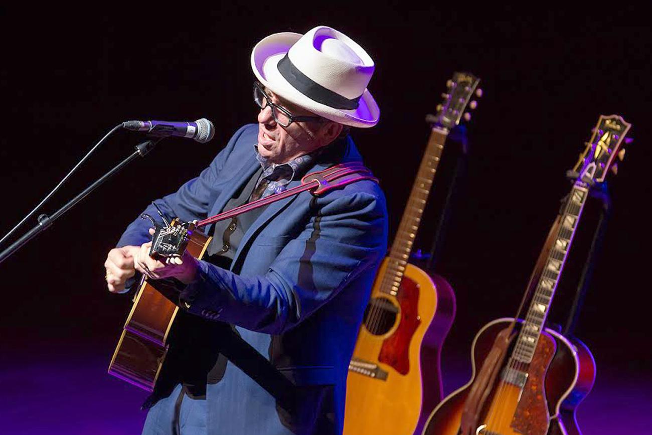 Elvis Costello a MüPában