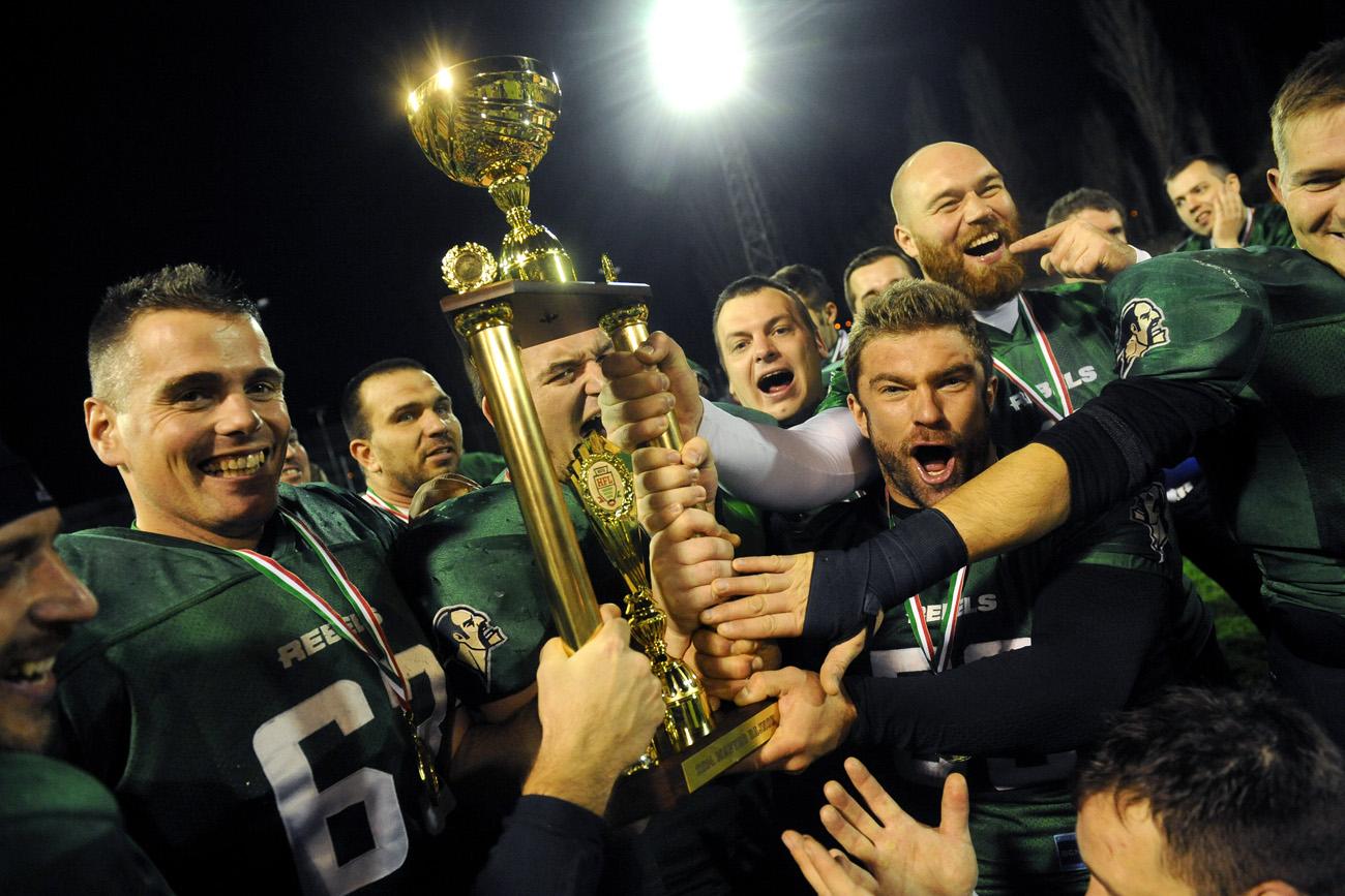 Az Újbuda Rebels először hódította el a bajnoki címet