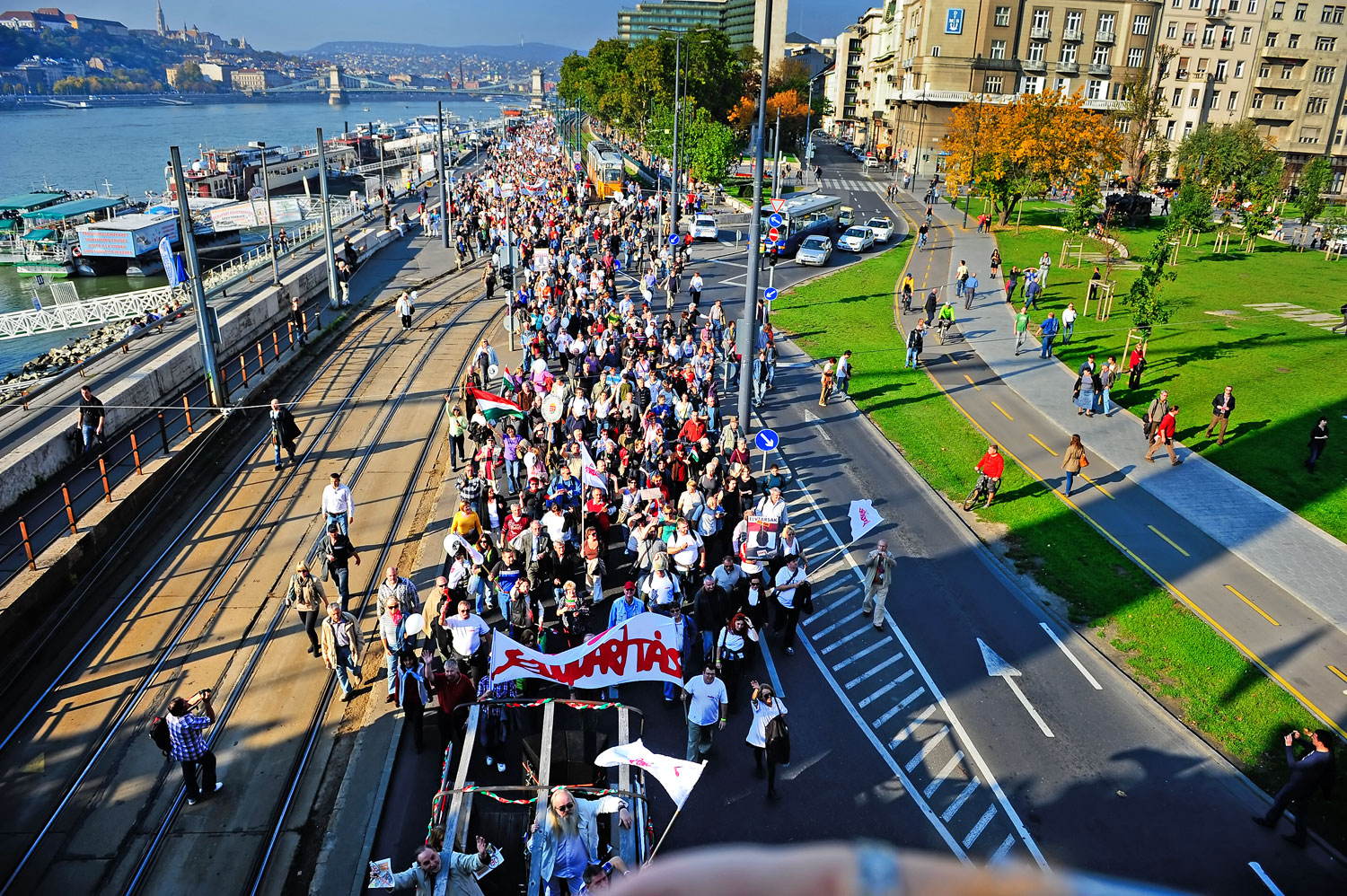 A kezdet: 2012 októbere, amikor Bajnai Gordon volt „az egész magyar társadalom reménye”