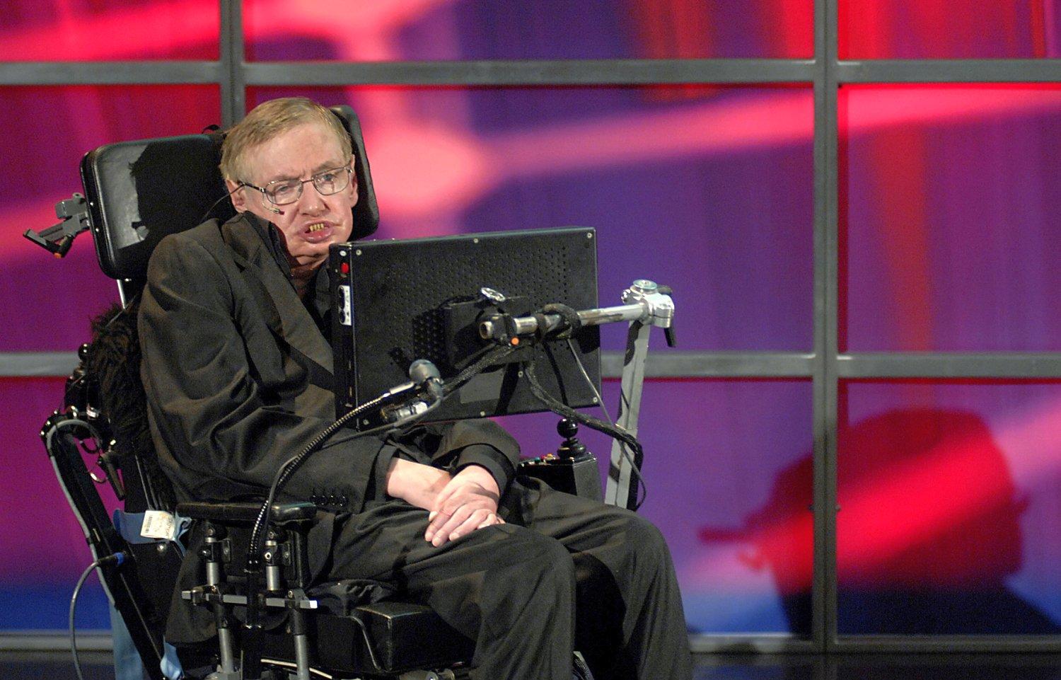 Stephen Hawking egy 2010-es felvételen