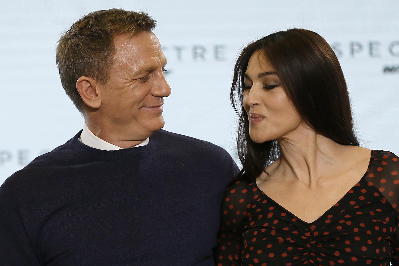 Daniel Craig és Monica Bellucci a csütörtöki sajtótájékoztatón