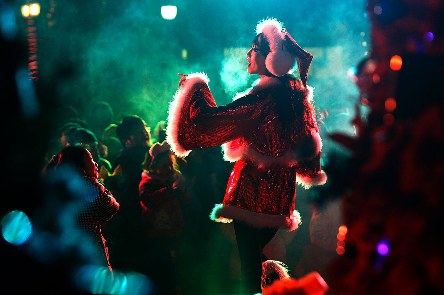 Karácsonyi tánc egy sanghaji vidámparkban