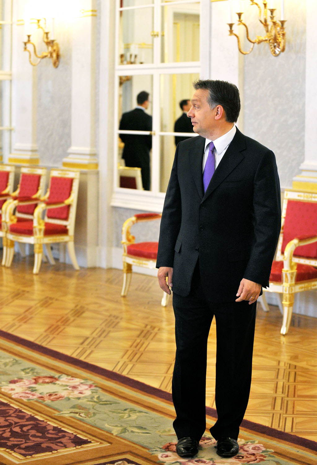 Az apparátus nagy munkában: 2016. március 15-én a Sándor-palota szomszédságába költözik Orbán Viktor