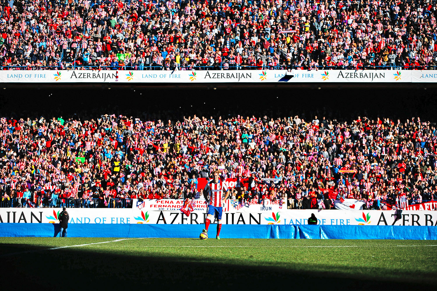 Ez nem meccs: Fernando Torres fogadtatása a Vicente Calderon stadionban