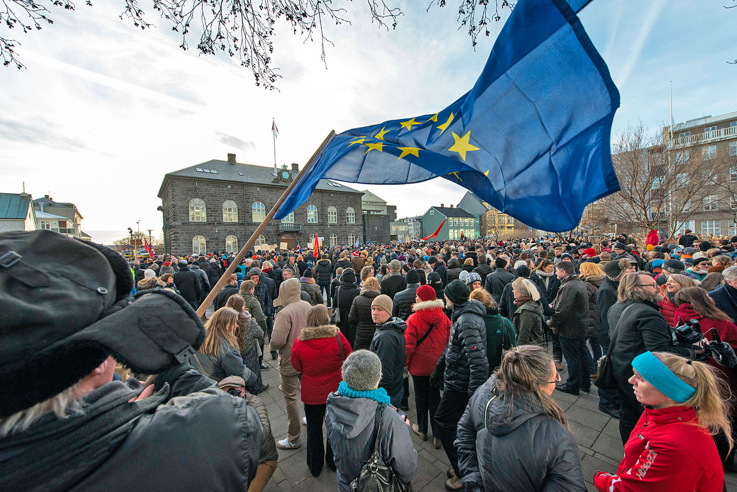 Már tavaly is népszavazást követeltek a reykjavíki parlament előtt tüntetők