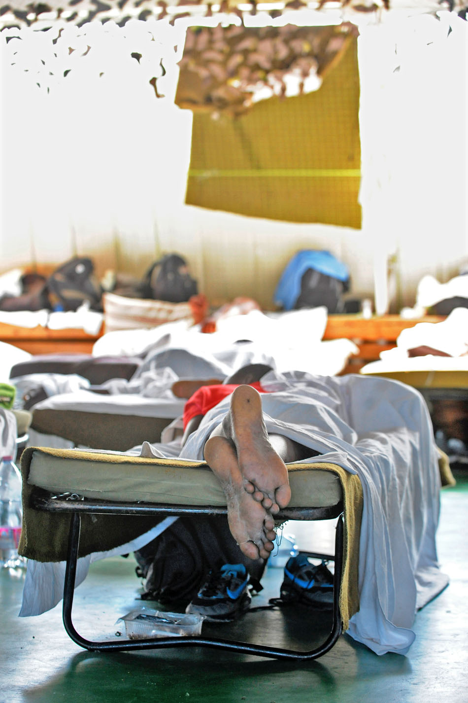 Bicskei menekülttábor. Százból egy külföldi reménykedhet abban, hogy nem utasítják ki 