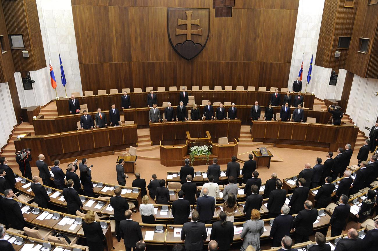 A szlovák parlament gyorsan reagált a magyar törvényre