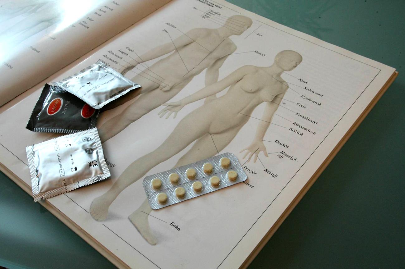 Az uniós tagországok zömében már jó ideje orvosi rendelvény nélkül beszerezhetők a levonorgestrel-tartalmú sürgősségi fogamzásgátló tabletták is