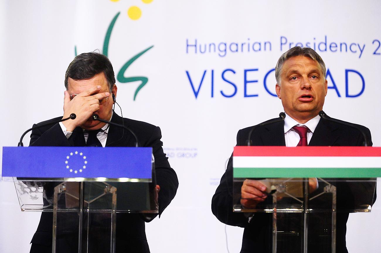 José Manuel Barroso volt európai bizottsági elnök Orbán Viktor kormányfővel a V4-országok tavaly júniusi csúcsán