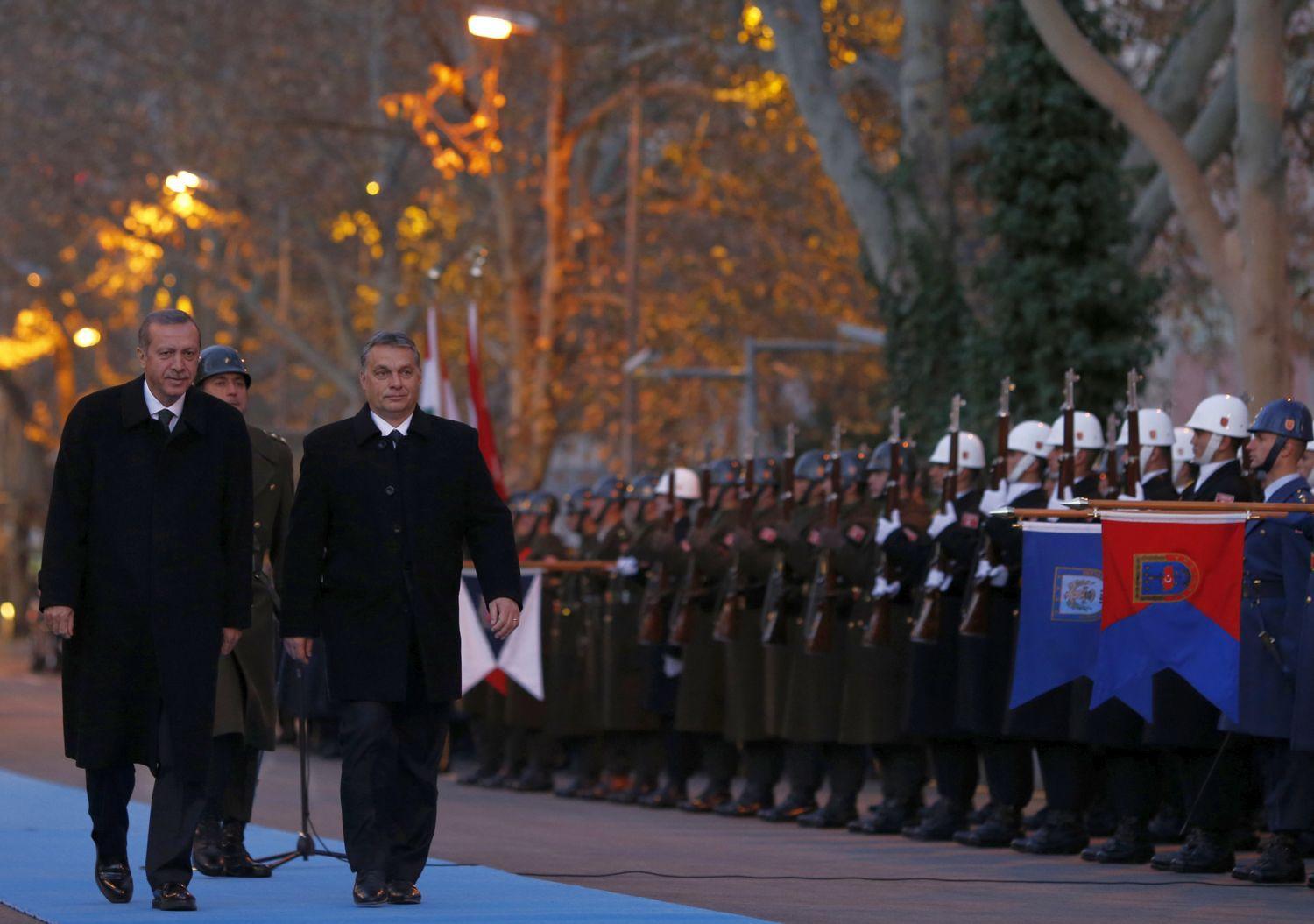 A megfelelő ember. Erdogan és Orbán 2013 decemberében Ankarában