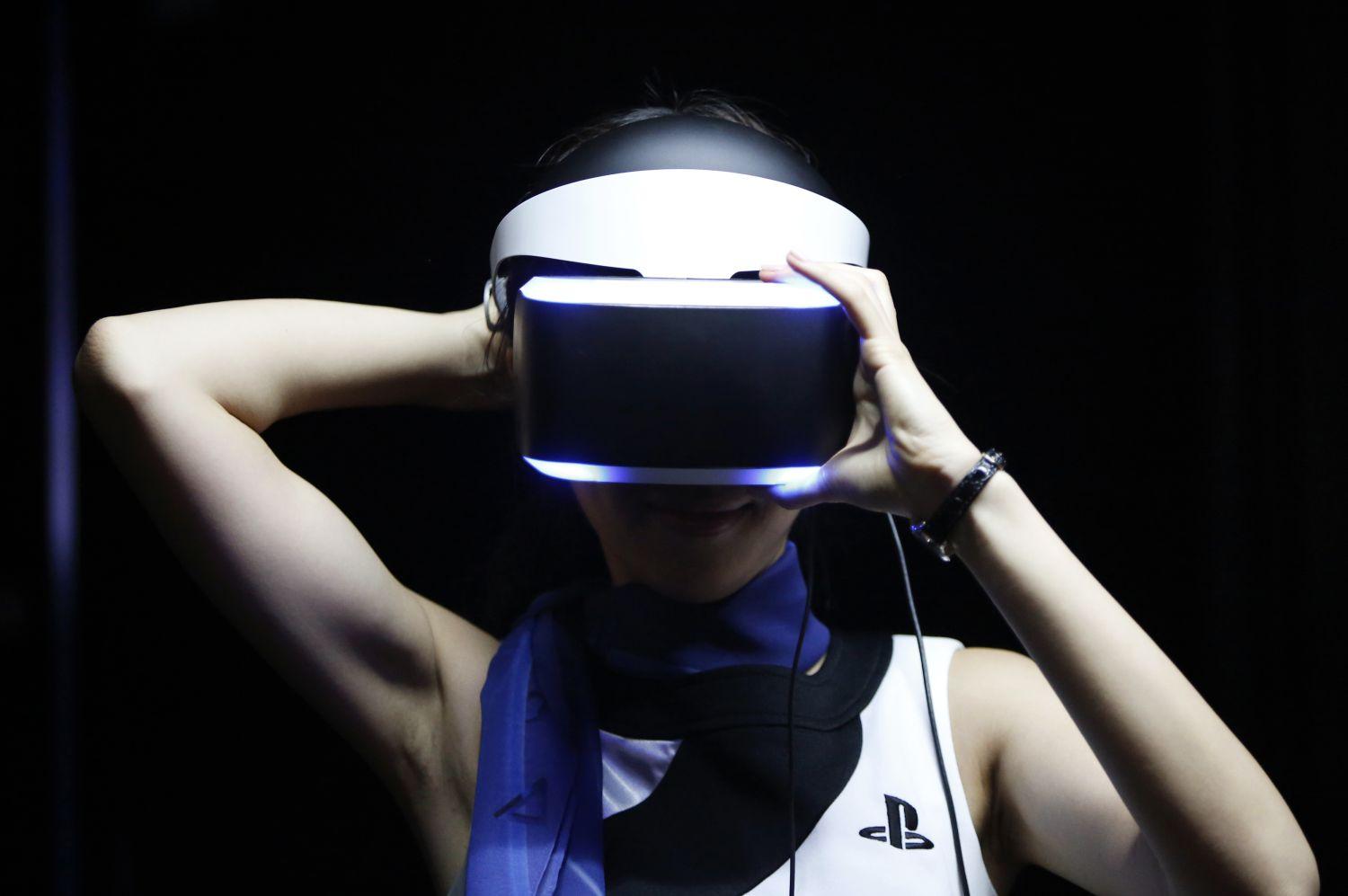Nyakukon a konkurencia: a Play Station 4 virtuálisvalóság-headsetjét, a Morpheust a 2014-es Tokyo Game Show-n mutatták be