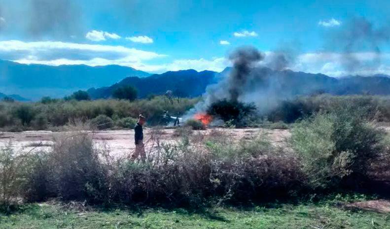 Helikopterroncsok a baleset helyszínén Argentínában