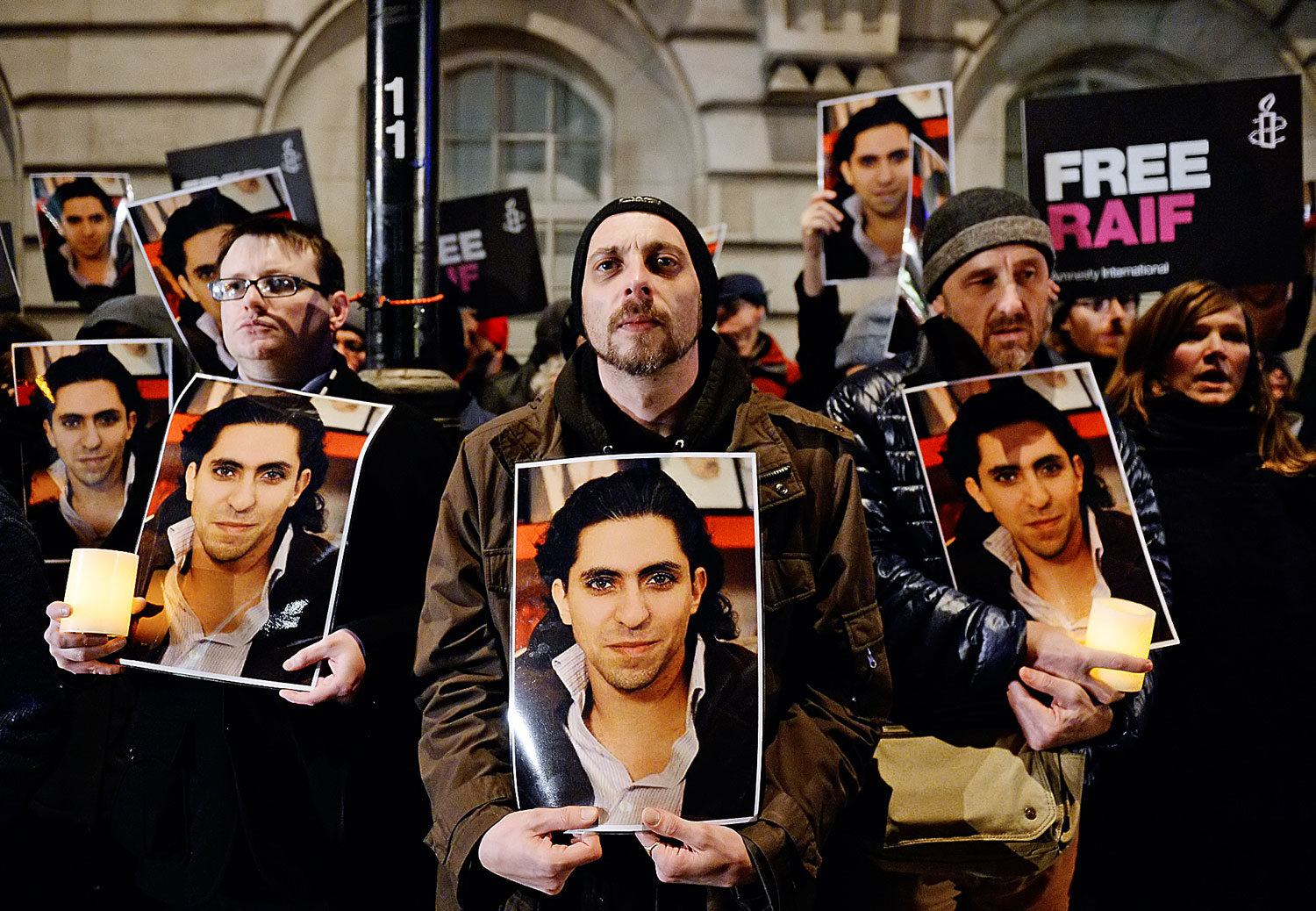 Londoni tüntetés Badawi mellett. Esete nem egyedi