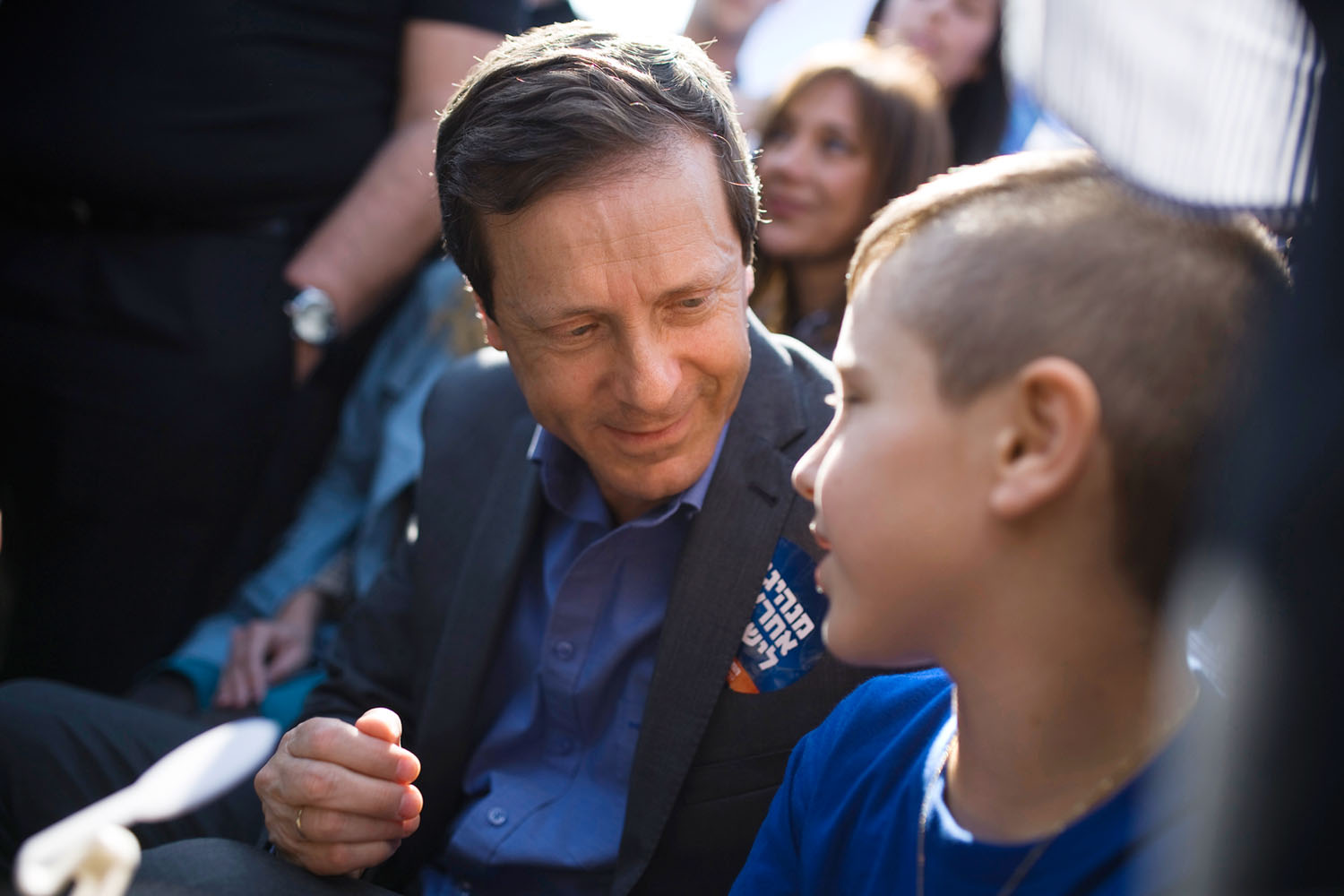 Jichak Herzog egy asdodi kampánygyűlésen