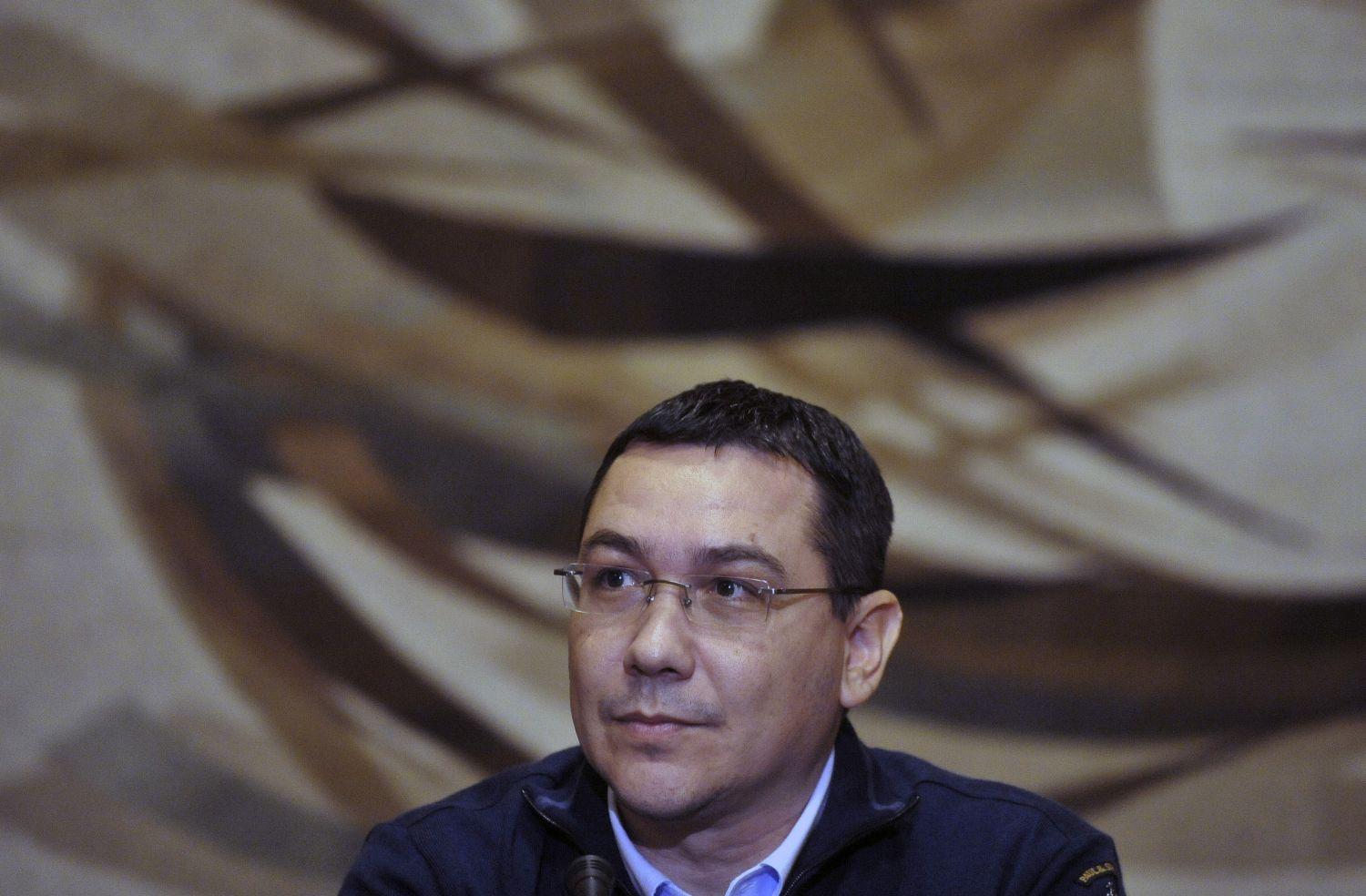 Egy időre Ponta pénzügyminiszter is lett