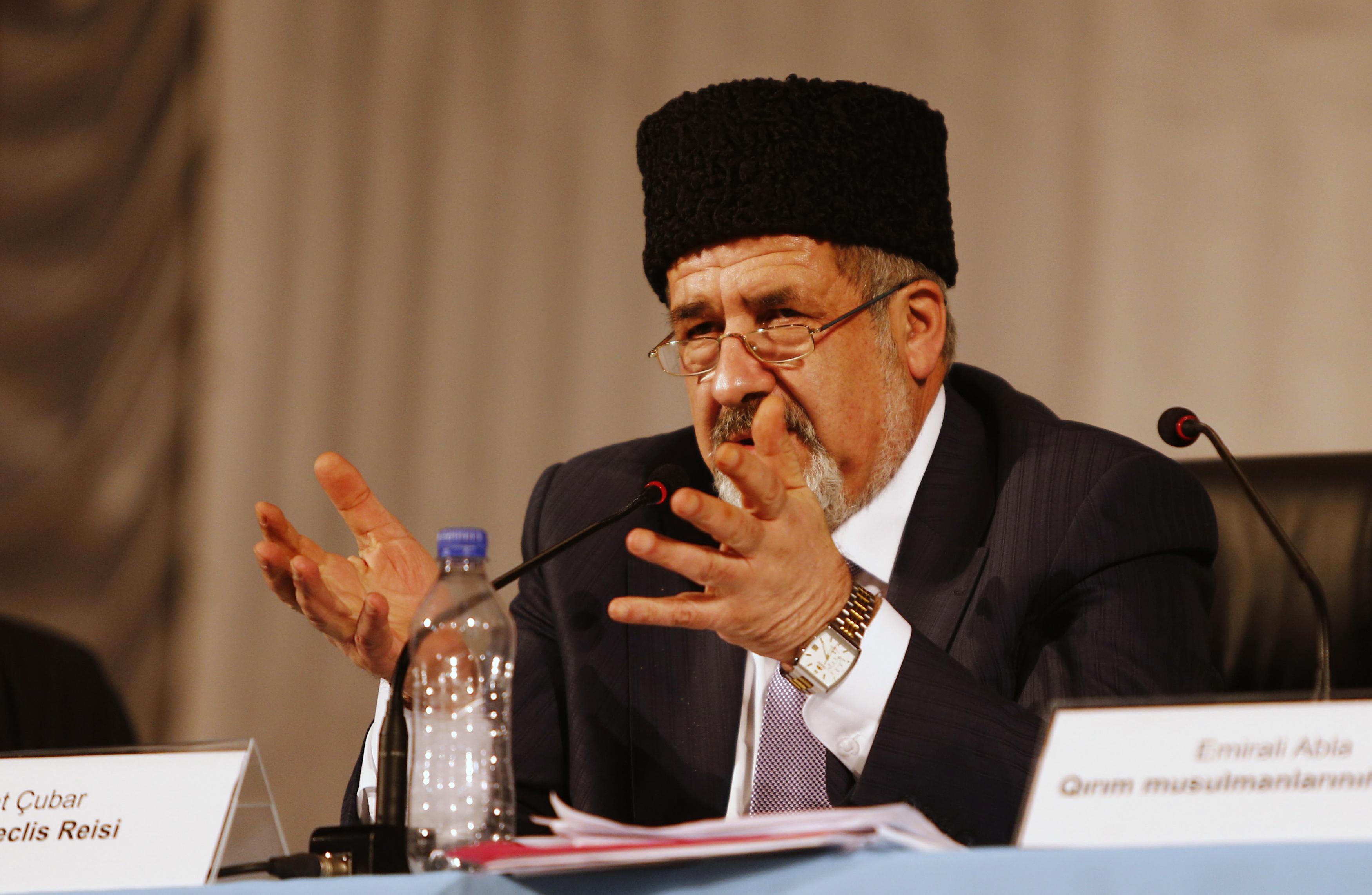 Refat Csubarov a krími tatárok 2014-es kongresszusán