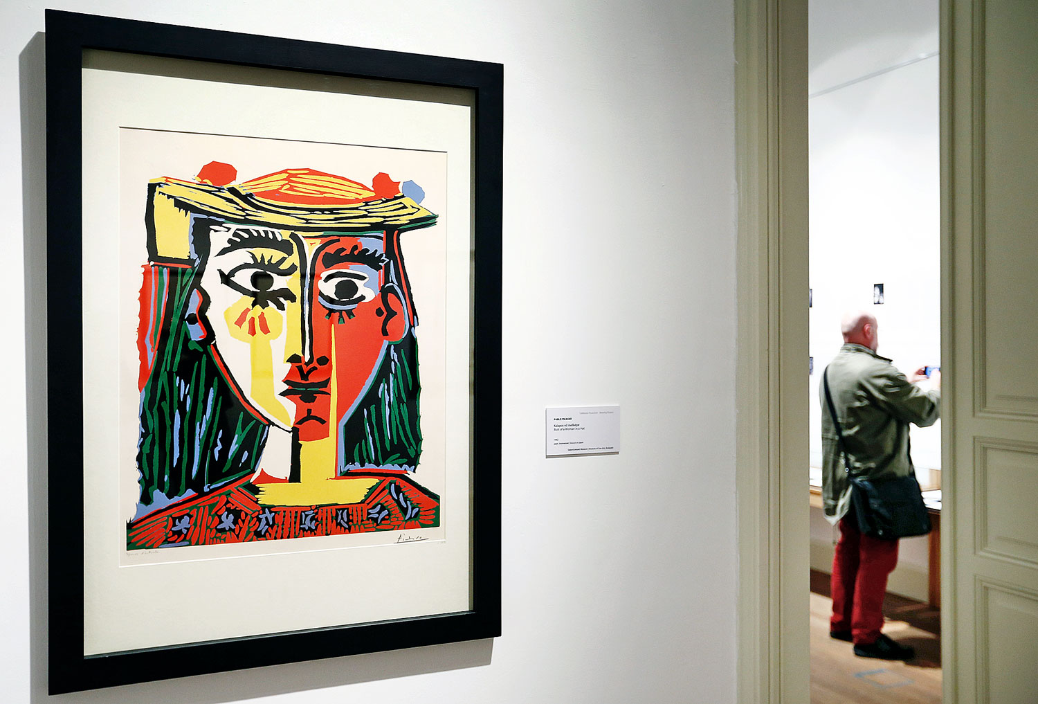 Picasso: Kalapos nő mellképe