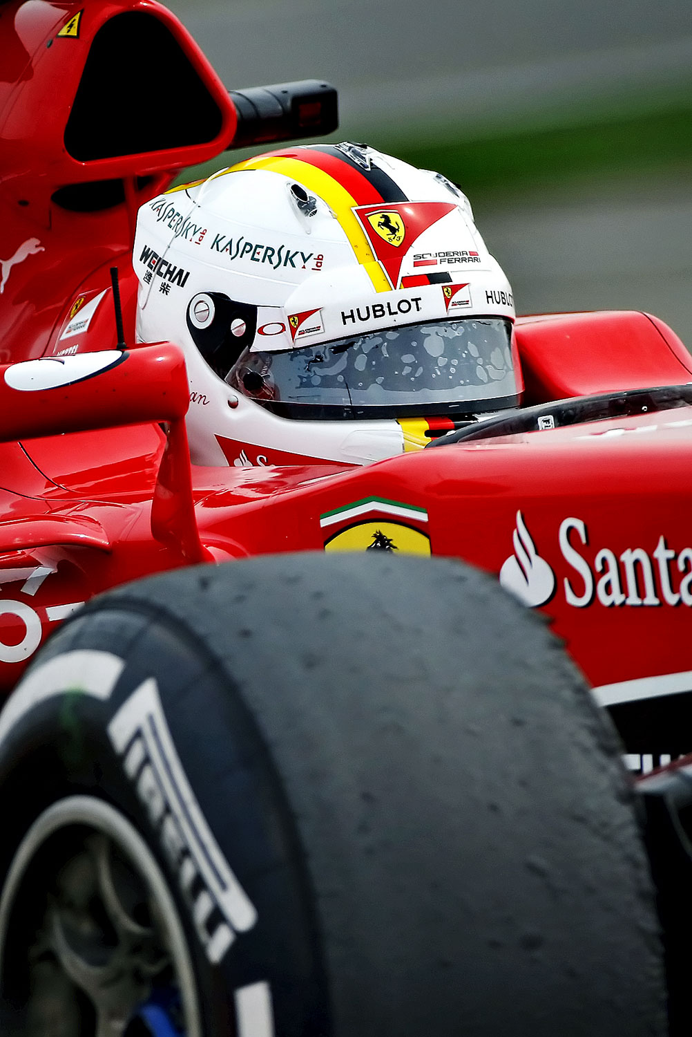 Vettel: Lehet egy kerékcserével kevesebb?
