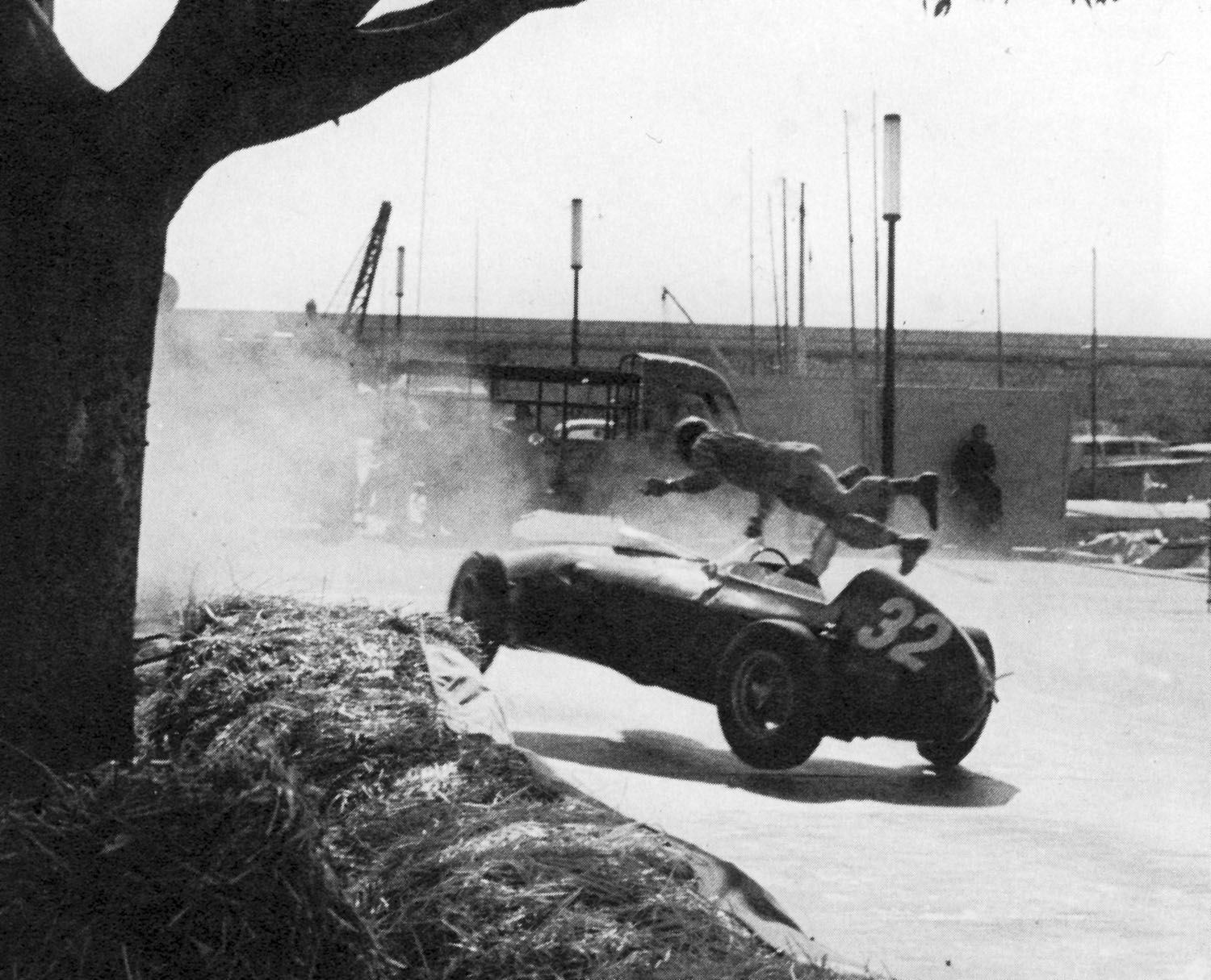 1960-ban még nem volt biztonsági öv a versenykocsikban