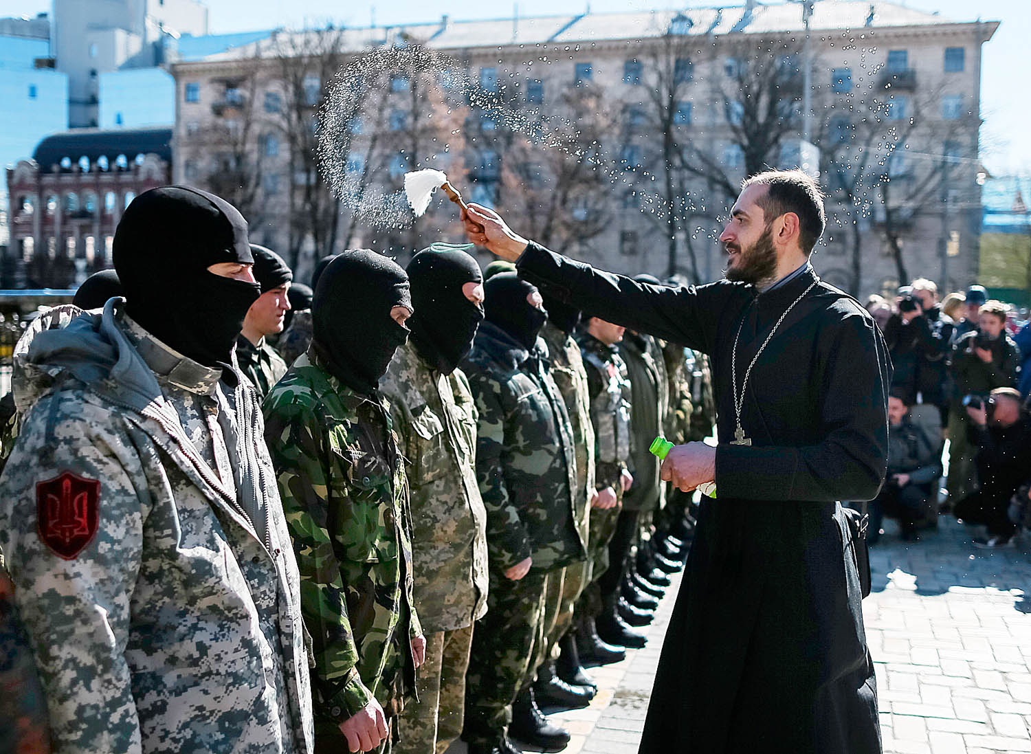 Nacionalistákat szentelnek meg Kijevben