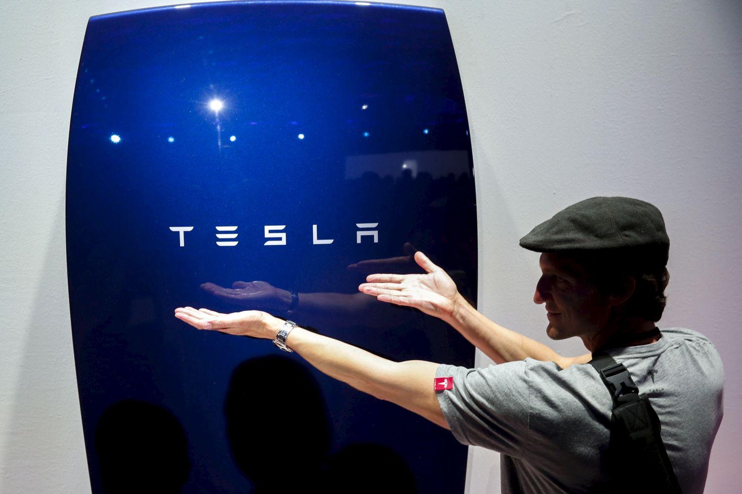 A Tesla energiafala a kaliforniai bemutatón