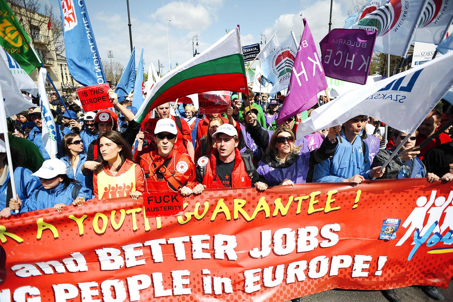 Az Európai Szakszervezeti Szövetség által kezdeményezett budapesti felvonulás 2011-ben, amit az európai megszorítások ellen szerveztek több országban