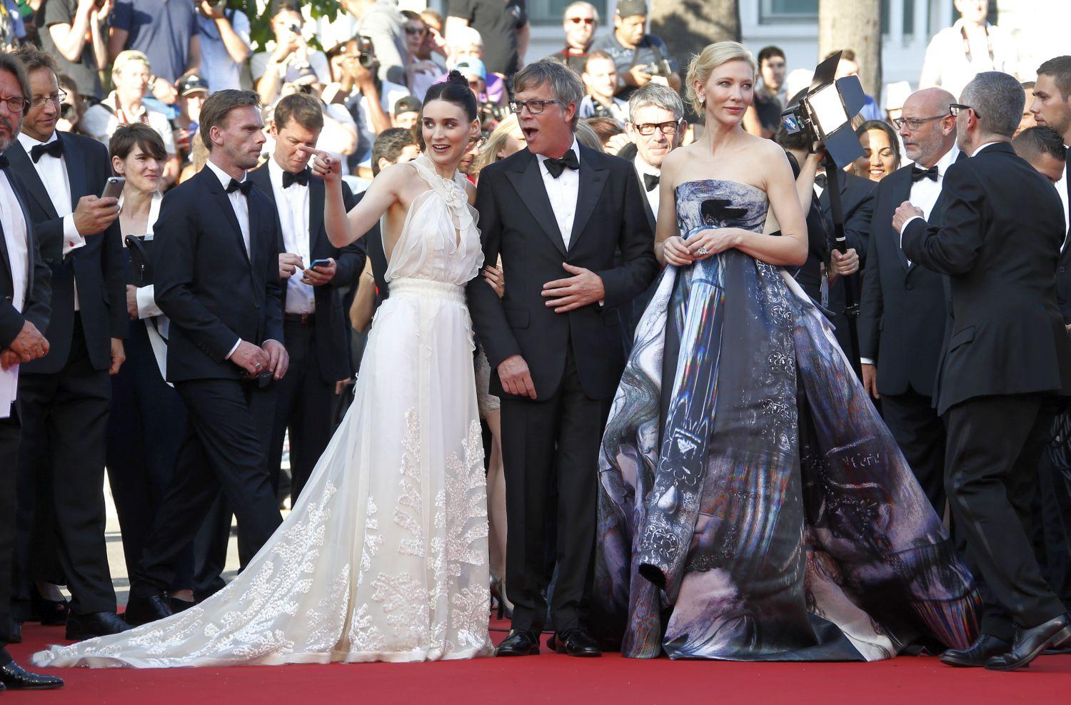 Todd Haynes rendező(középen),Rooney Mara (balra) és Cate Blanchett (jobbra)
