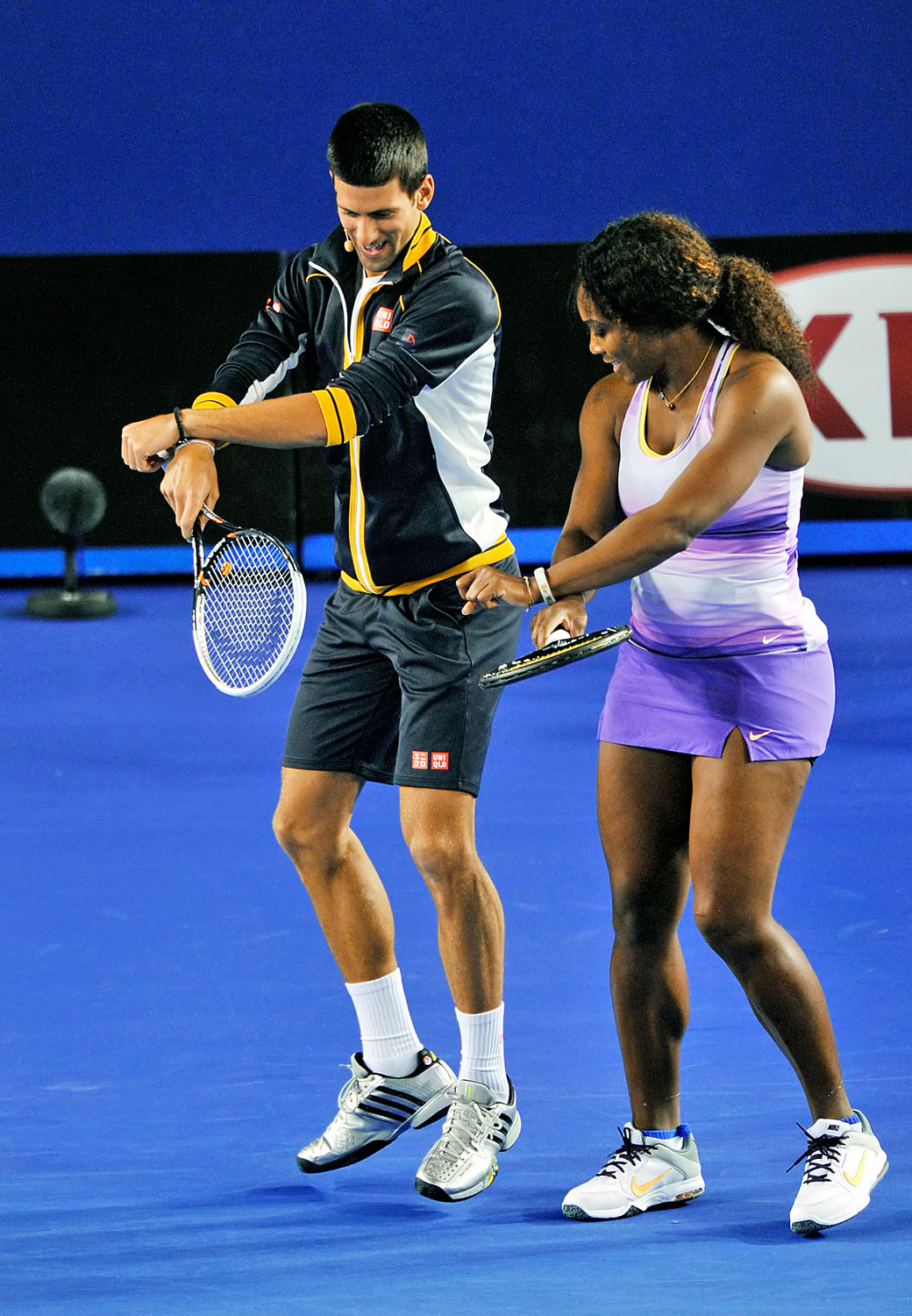 A nagy esélyesek: Djokovics és Serena Williams