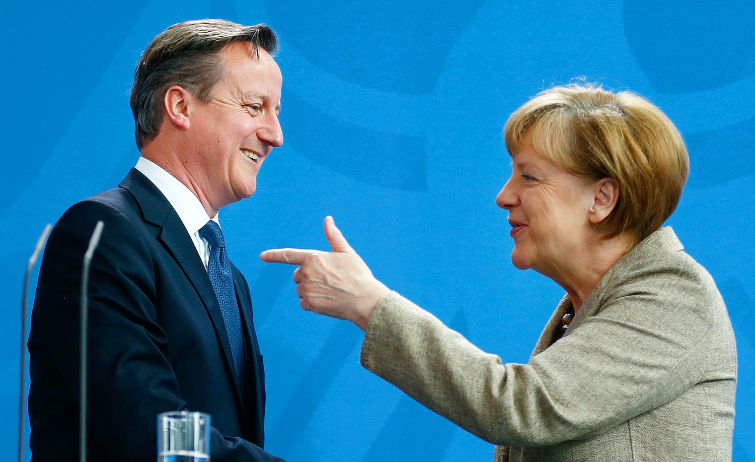 David Cameron és Angela Merkel Berlinben. Közös utat keresnek