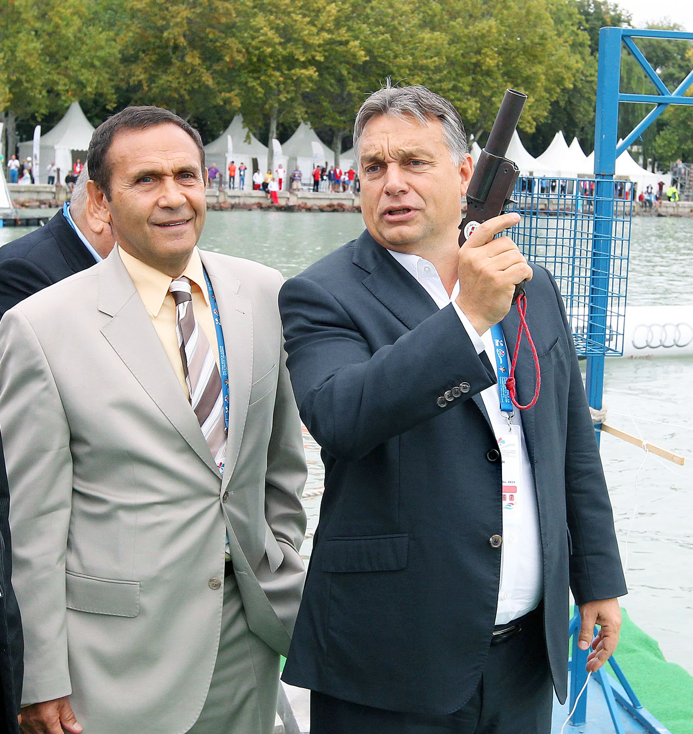Gyárfás Tamás, a Magyar Úszó Szövetség elnöke és Orbán Viktor miniszterelnök tavaly Balatonfüreden. Már a vizes világbajnokságot is elindították