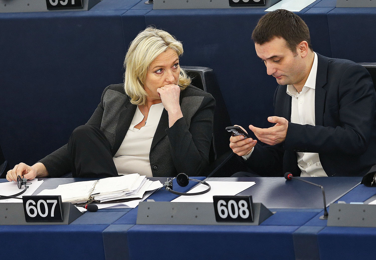 Marine Le Pen és Florian Philippot az Európai Parlamentben. Belülről bomlasztják az uniót