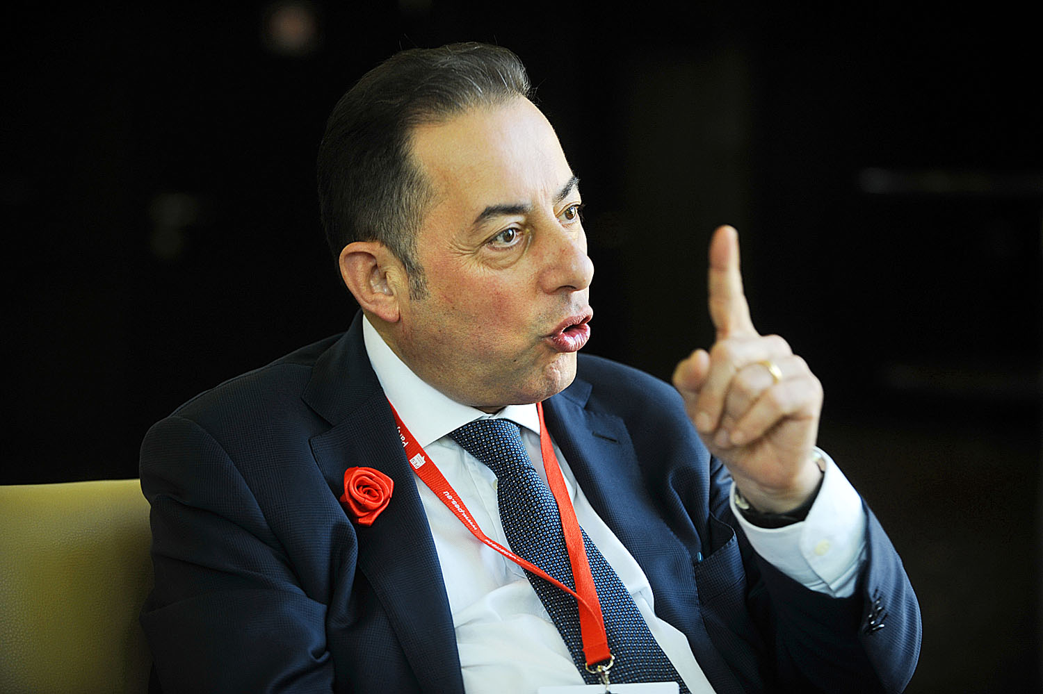 Az EU alapértékeit megsértő baloldali kormányfőt is bírálna Gianni Pittella 