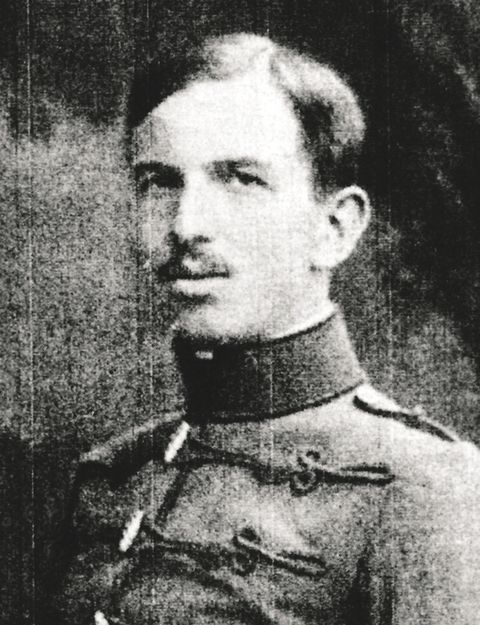 Békássy Ferenc huszárként 1915-ben