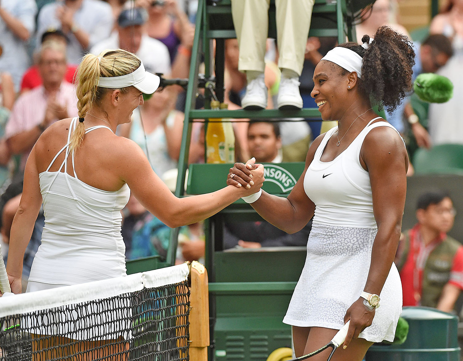Tímea és Serena: kézfogás a világklasszissal