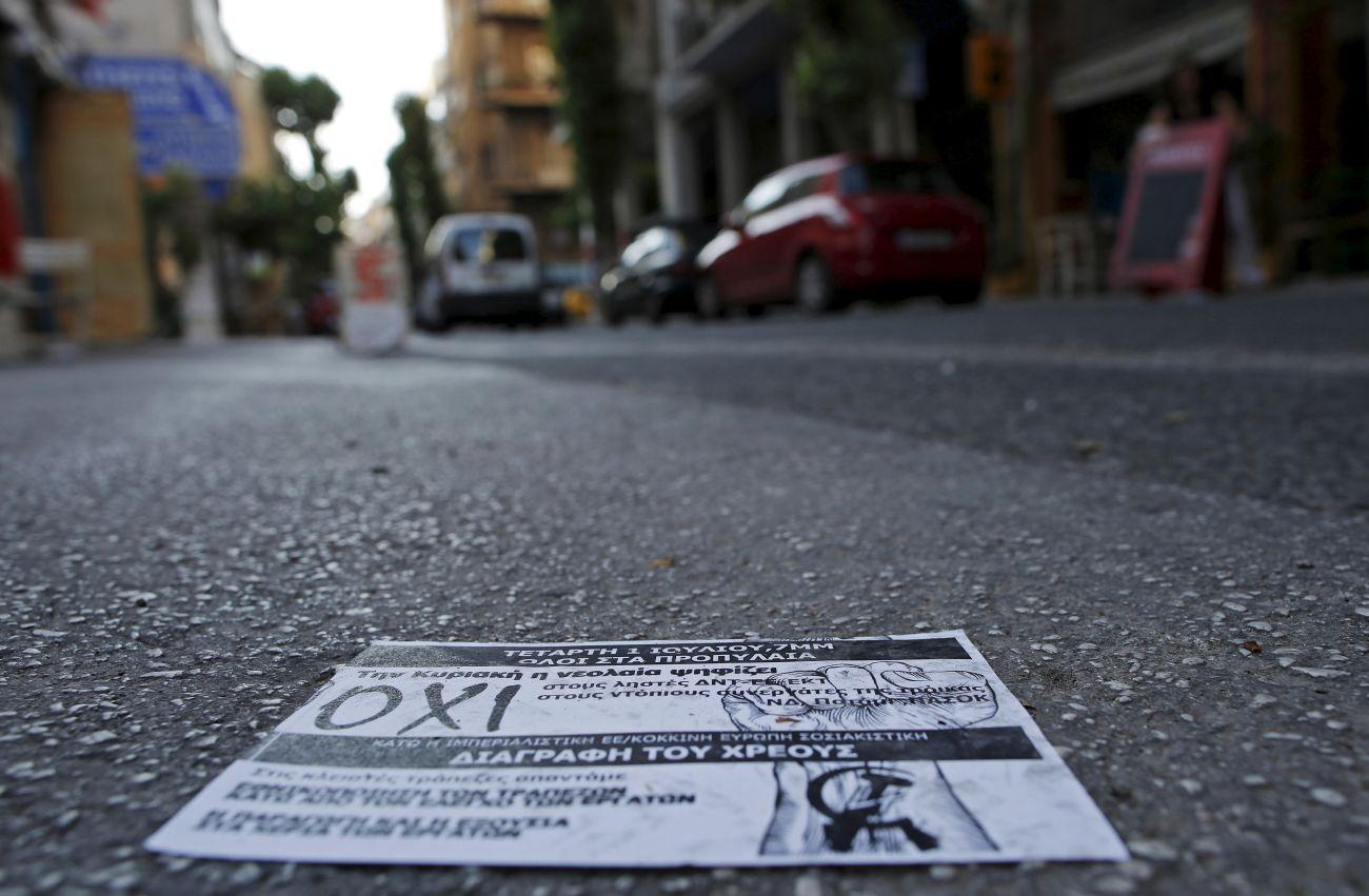 Népszavazási nemre buzdító röplap a fővárosban. A padlóról kellene felállni