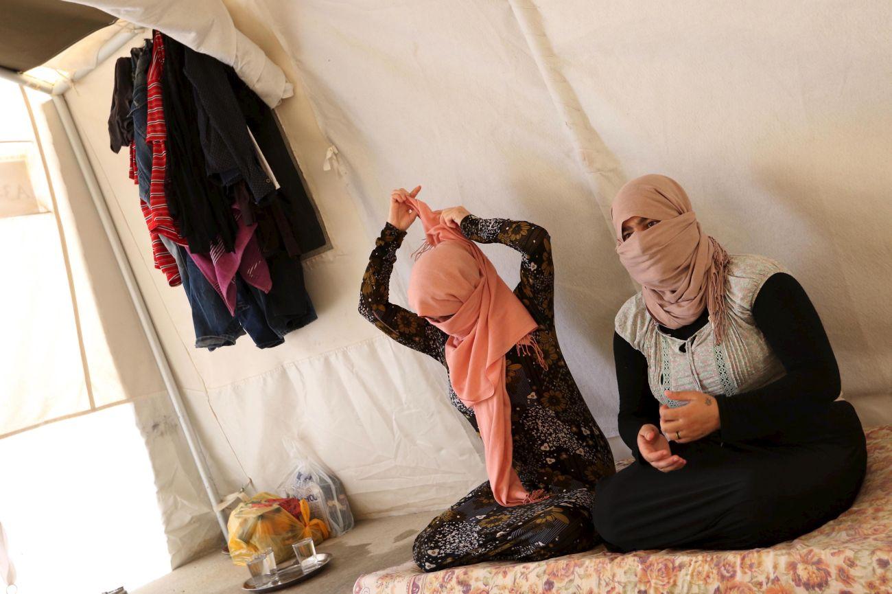 Jazidi nők Dahúkban. az Iszlám Állam azt akarja, hogy fájjon
