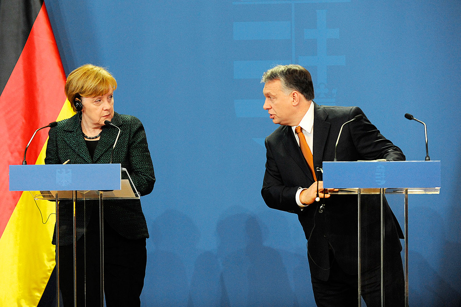 Merkel és Orbán a Parlamentben idén februárban. A menekültválság mély sebeket ejtett a magyar–német viszonyon