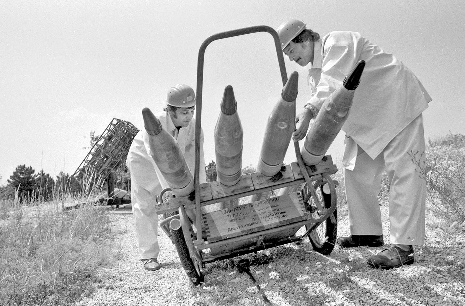 Jégelhárító rakétát vetnek be 1983 nyarán a Tenkes-hegyen