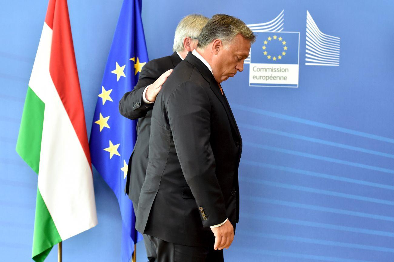 Juncker és Orbán Brüsszelben. Vele vagy nélküle