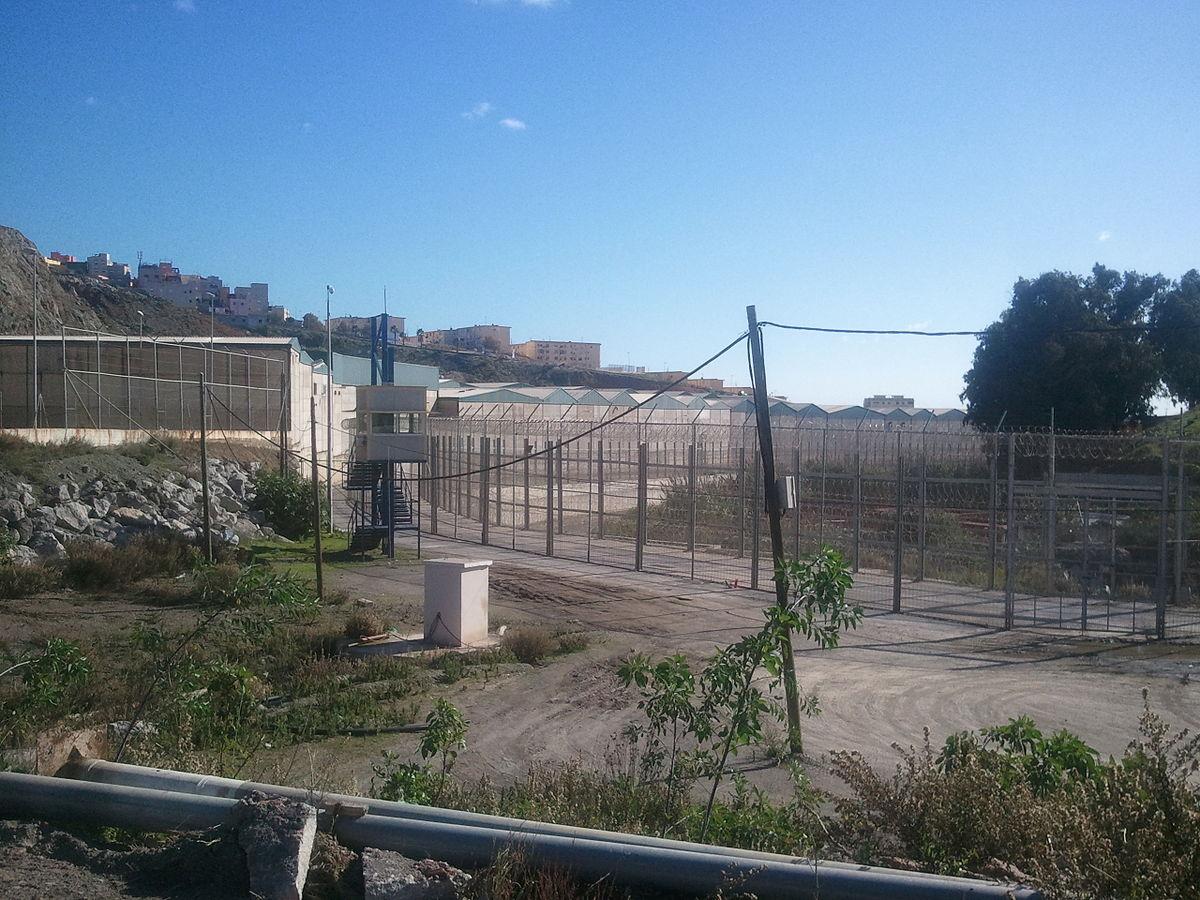 Kerítés a ceutai exklávé körül