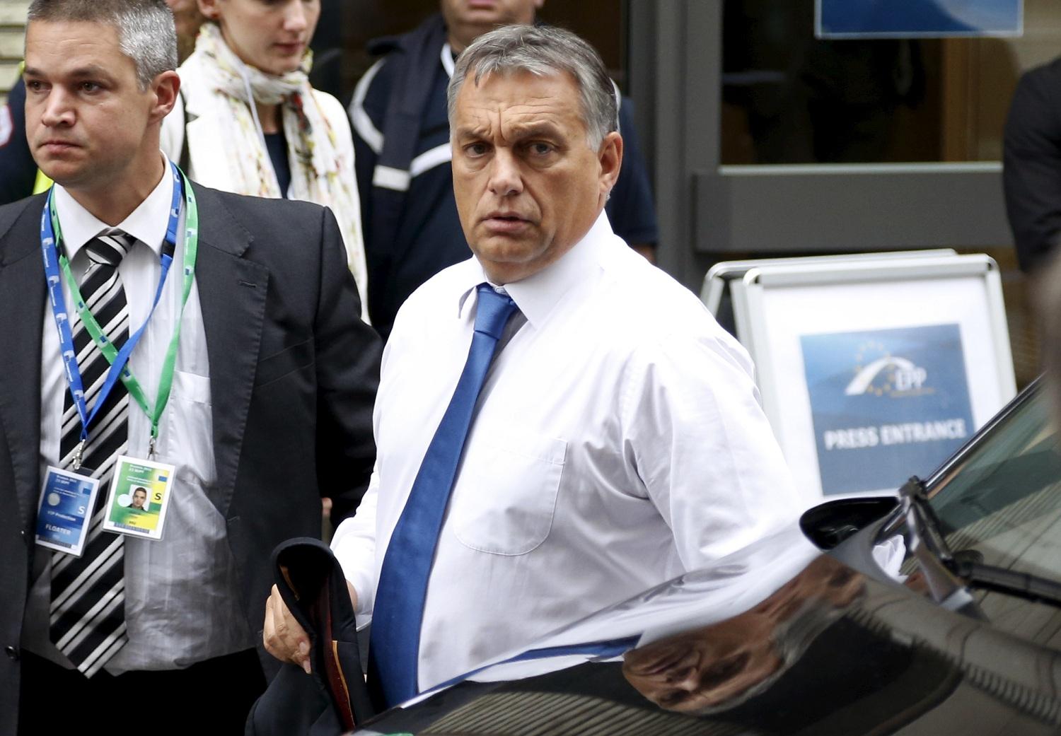 Orbán Viktor szerda délután érkezett Brüsszelbe, ahol az esti EU-csúcs előtt részt vesz az Európai Néppárt gyűlésén
